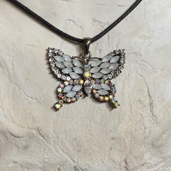 Butterfly Necklace Antique with crystals and stones on a black leather cord - Picture 2 of 12